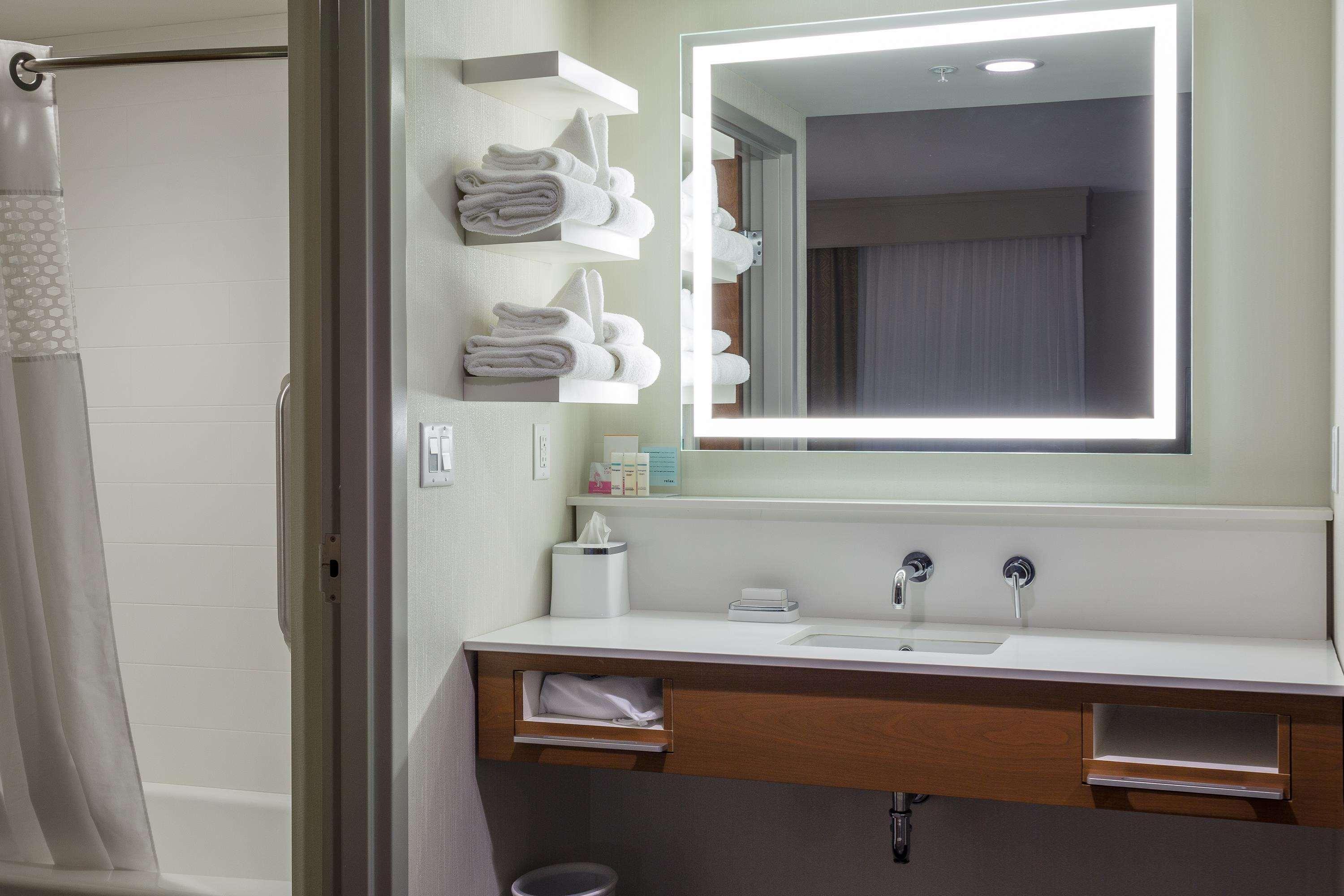 Hampton Inn & Suites - Knoxville Papermill Drive, Tn Экстерьер фото