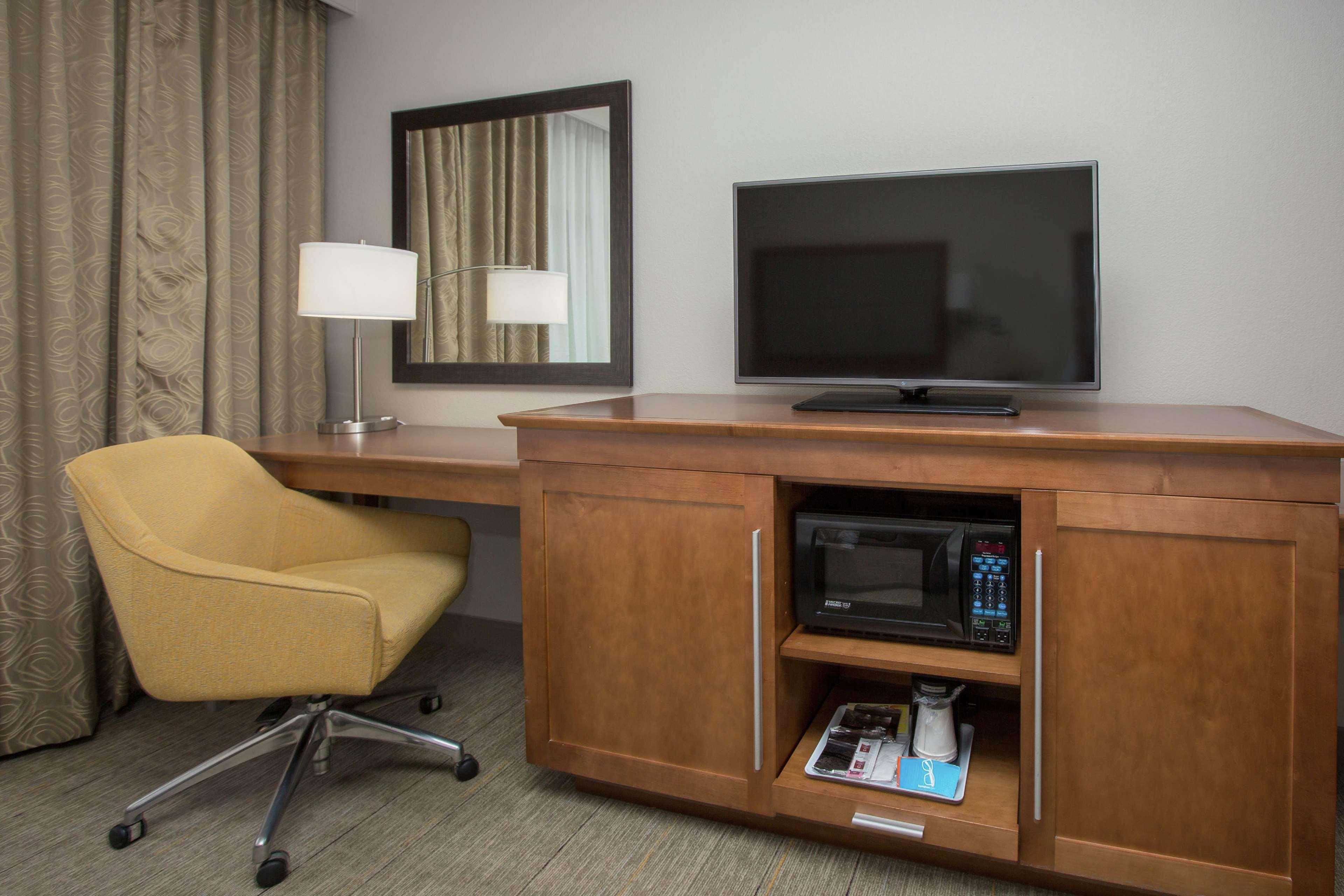 Hampton Inn & Suites - Knoxville Papermill Drive, Tn Экстерьер фото