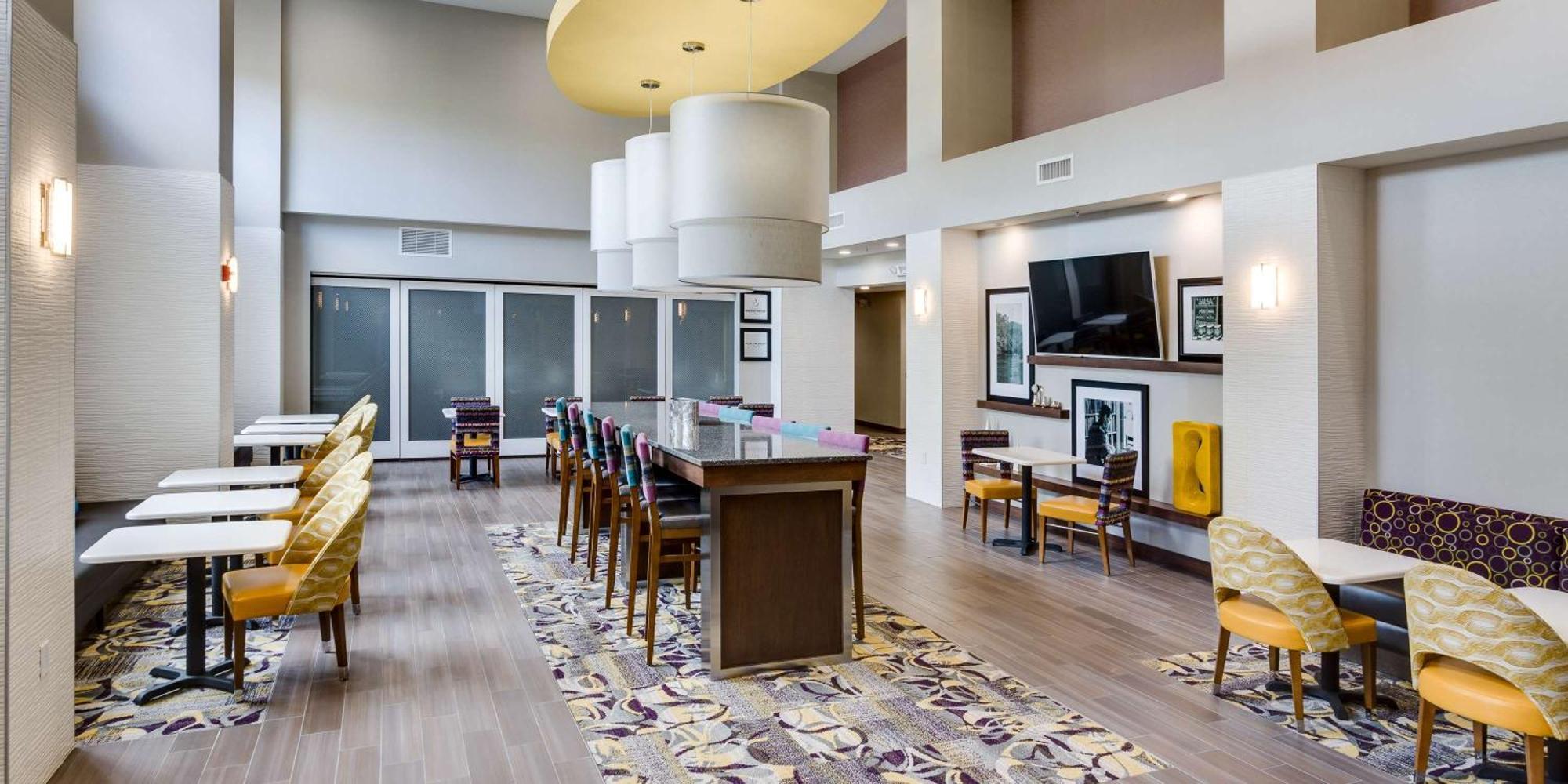 Hampton Inn & Suites - Knoxville Papermill Drive, Tn Экстерьер фото